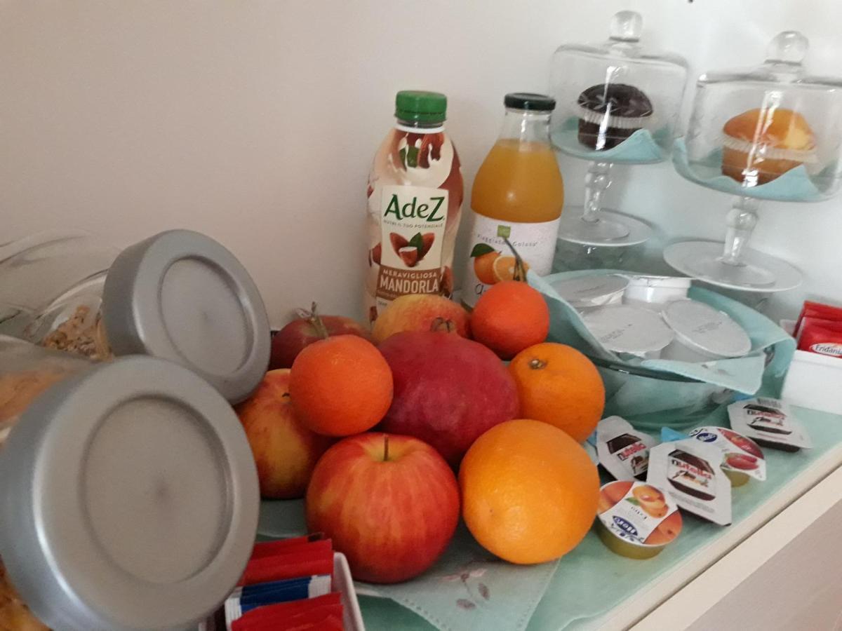 A Casa Di Grace Acomodação com café da manhã Basiglio Exterior foto